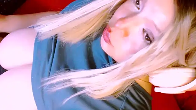 Honey Lucy1 online show from 04-20-26, 01:30