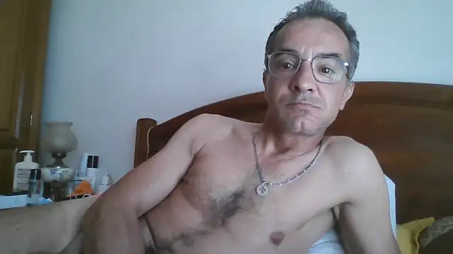 CarlosRocha73 online show from 06-16-26, 04:07
