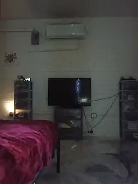 Xochillovemoney2 online show from 06-26-26, 10:04