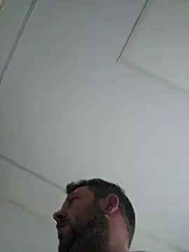 ktmtom247 online show from 11-04-25, 04:16