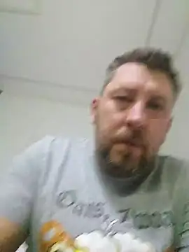 ktmtom247 online show from 12-17-25, 04:17