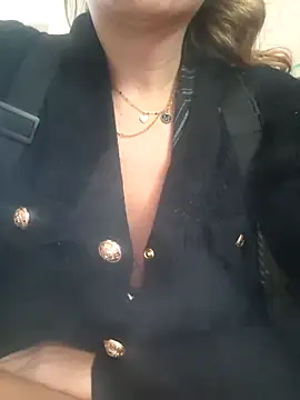 fammefatale1987 online show from 11-29-25, 02:39