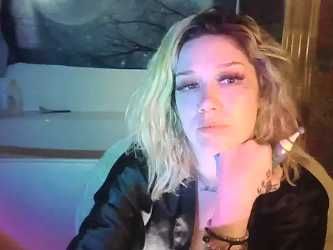 TEXASMARYYYJANE online show from 05-07-26, 01:25