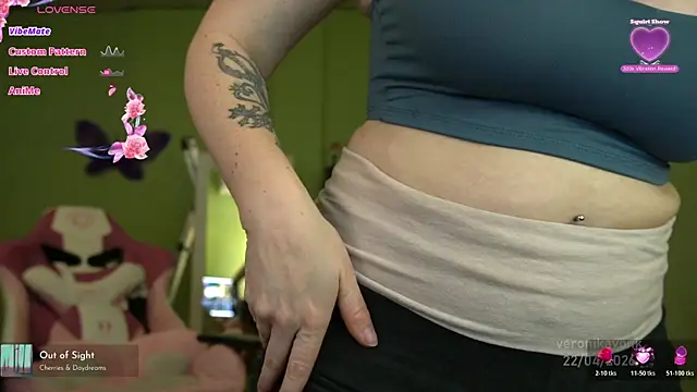 Snapshot of Veronikavonk chatting on 04-22-26, 08:54 Veronikavonk online show from 04-22-26, 08:54
