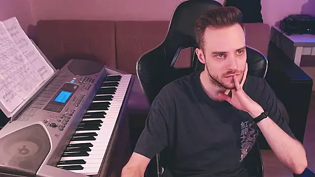 Sweetparker online show from 10-27-25, 05:14