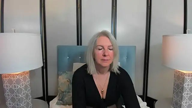 EricaTop online show from 04-12-26, 05:22