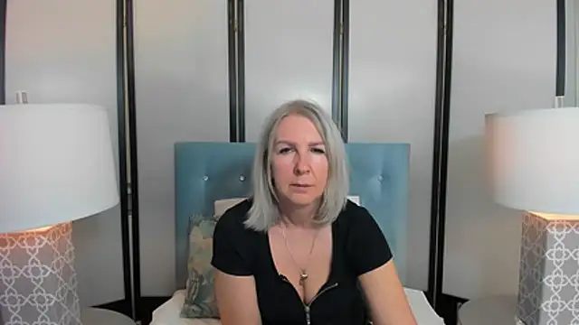 EricaTop online show from 05-13-26, 07:10