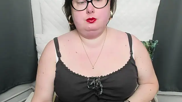 Snapshot of dirtyBonnie chatting on 02-28-25, 04:54 dirtyBonnie online show from 02-28-25, 04:54