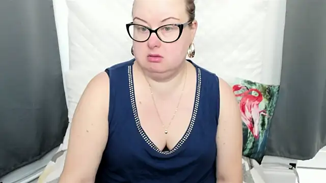 dirtyBonnie online show from 11-13-25, 10:19