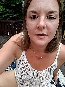 Snapshot of SwedishJennifer chatting on 07-17-26, 01:30 SwedishJennifer online show from 07-17-26, 01:30