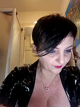 lucillabollente online show from 03-10-26, 05:22