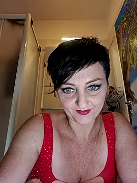 lucillabollente online show from 06-15-26, 04:12