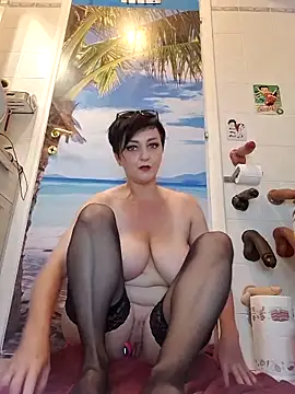 lucillabollente online show from 06-05-26, 04:28
