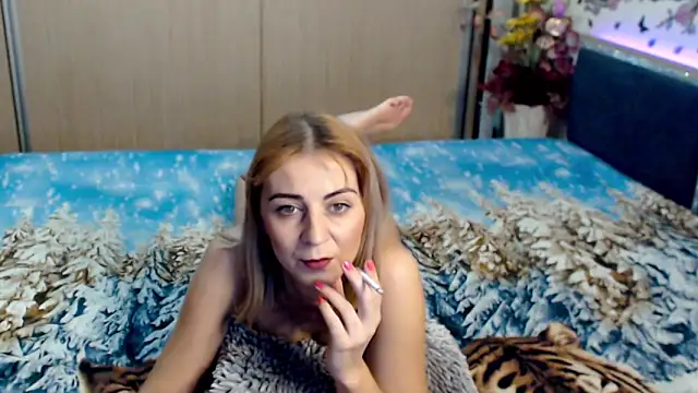 Snapshot of MirabelaSweet chatting on 03-11-25, 12:06 MirabelaSweet online show from 03-11-25, 12:06