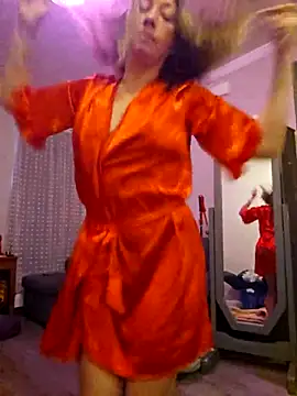 Snapshot of _NinaLuvSins_ chatting on 11-20-25, 02:29 NinaLuvSins online show from 11-20-25, 02:29