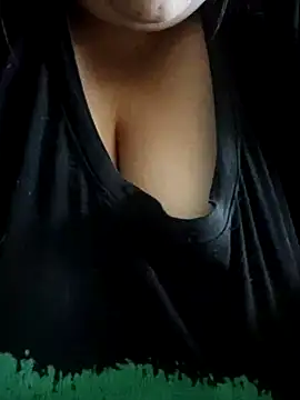 Snapshot of hotbbwAssxx chatting on 06-10-26, 03:13 hotbbwAssxx online show from 06-10-26, 03:13