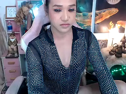 Snapshot of AsianMariaTs chatting on 11-11-25, 02:34 AsianMariaTs online show from 11-11-25, 02:34