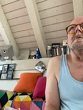 wankcellar online show from 04-26-26, 10:45