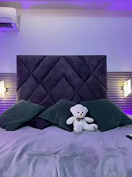 Zafira Alabi online show from 04-06-26, 06:53