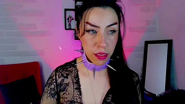 Snapshot of sky_girl1 chatting on 10-17-25, 02:48 sky girl1 online show from 10-17-25, 02:48