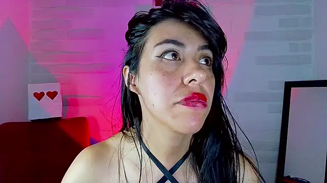 Snapshot of sky_girl1 chatting on 03-21-25, 02:39 sky girl1 online show from 03-21-25, 02:39