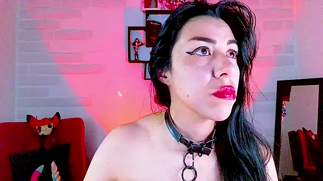Snapshot of sky_girl1 chatting on 09-24-25, 05:14 sky girl1 online show from 09-24-25, 05:14