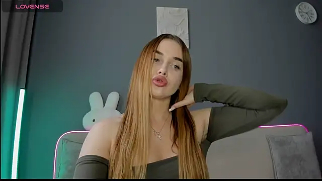 Malika Lisan online show from 06-20-26, 02:27