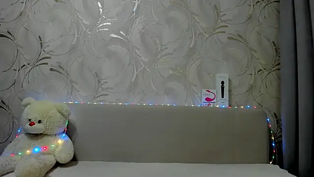 Malika Lisan online show from 03-17-25, 01:46