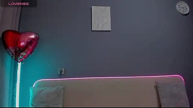 Malika Lisan online show from 02-16-26, 02:32