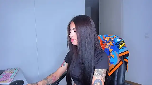 Lisegg  online show from 04-15-26, 10:32