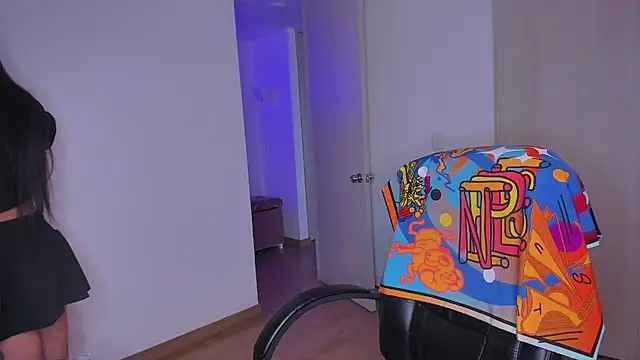 Lisegg  online show from 12-18-25, 12:20