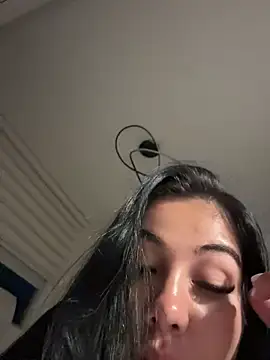 adrianalobo online show from 03-29-26, 02:46