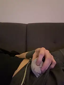 LionBoy1976 online show from 11-02-25, 05:34