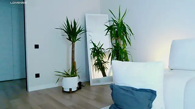 Sinful Eyes online show from 03-20-26, 06:36