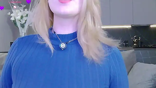 Snapshot of Sinful_Eyes chatting on 02-06-25, 03:06 Sinful Eyes online show from 02-06-25, 03:06