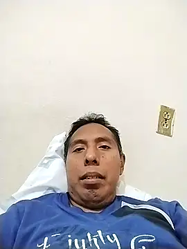 Snapshot of desnudo_Sexoxo chatting on 10-30-25, 08:28 desnudo Sexoxo online show from 10-30-25, 08:28