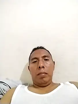 Snapshot of desnudo_Sexoxo chatting on 09-19-25, 12:25 desnudo Sexoxo online show from 09-19-25, 12:25