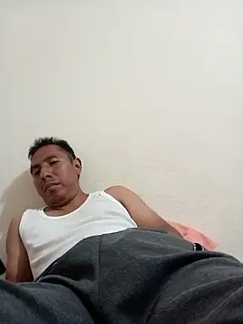 Snapshot of desnudo_Sexoxo chatting on 01-18-25, 03:42 desnudo Sexoxo online show from 01-18-25, 03:42