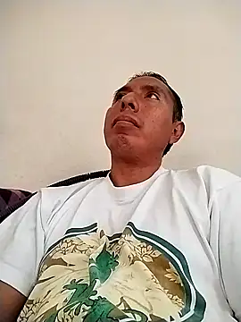 Snapshot of desnudo_Sexoxo chatting on 03-17-25, 11:02 desnudo Sexoxo online show from 03-17-25, 11:02