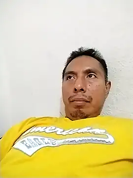 Snapshot of desnudo_Sexoxo chatting on 03-07-25, 02:25 desnudo Sexoxo online show from 03-07-25, 02:25