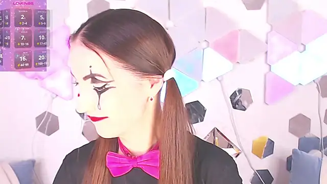 LexiKiss online show from 10-04-25, 09:11