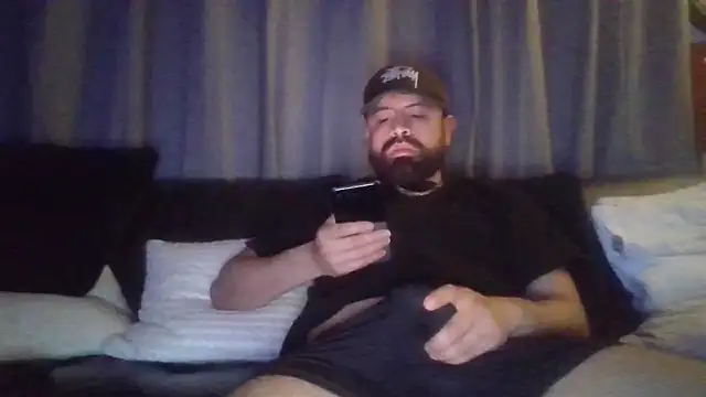 Snapshot of DRHUNGRX chatting on 02-15-25, 12:22 DRHUNGRX online show from 02-15-25, 12:22
