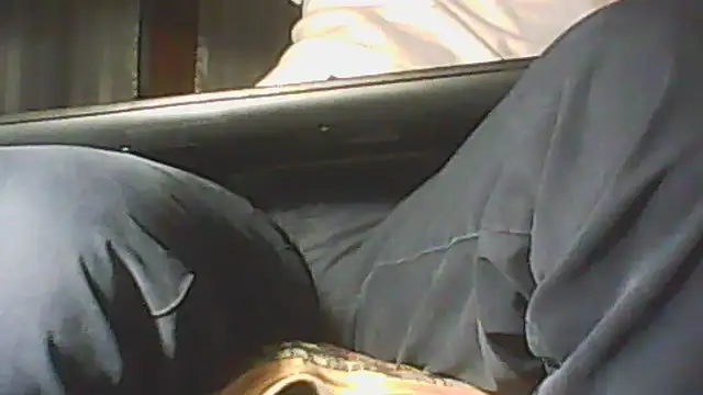 Snapshot of Moro_ra chatting on 09-11-25, 06:41 Moro ra online show from 09-11-25, 06:41