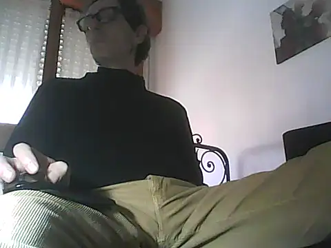 Snapshot of Moro_ra chatting on 02-26-26, 12:49 Moro ra online show from 02-26-26, 12:49