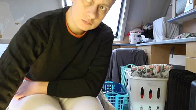 SexyAmanda32 online show from 02-16-26, 03:54