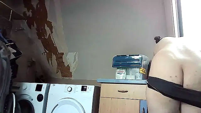 SexyAmanda32 online show from 10-31-25, 10:56