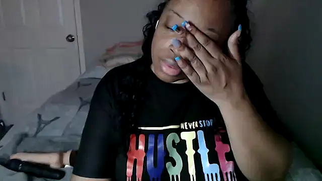 Sexymona1218 online show from 10-29-25, 05:23