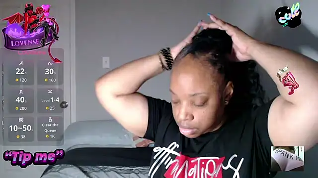 Sexymona1218 online show from 11-28-25, 06:02