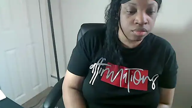Sexymona1218 online show from 05-18-26, 01:38