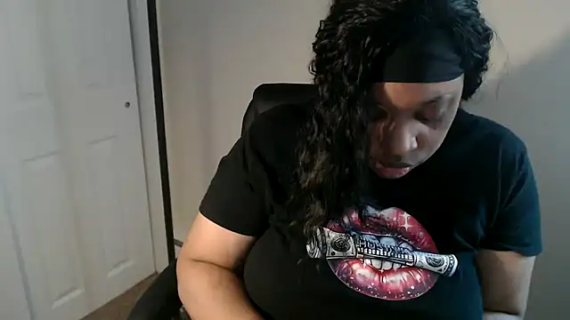 Sexymona1218 online show from 04-27-26, 06:06